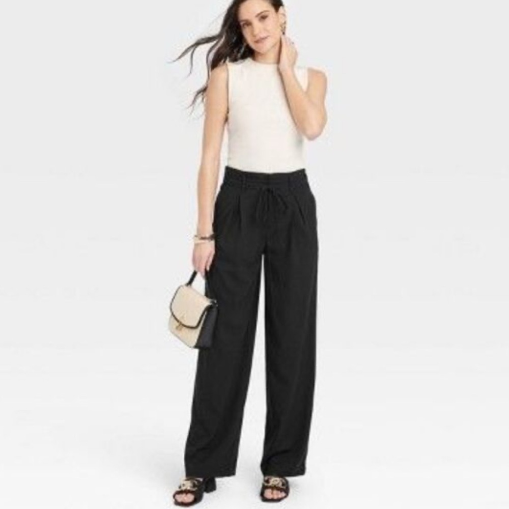 NWOT wide leg trousers